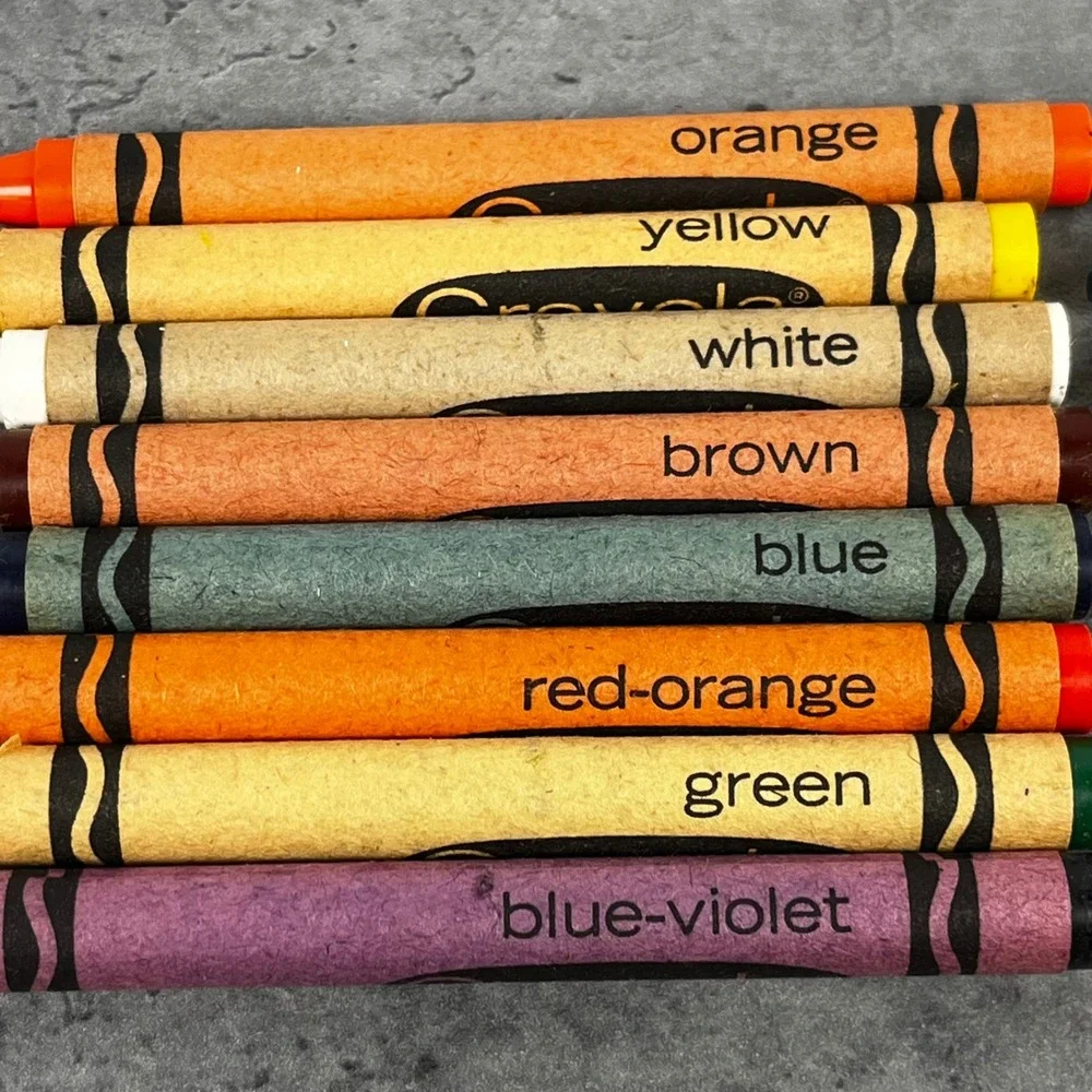 Vintage Crayola 16 Crayons Binney & Smith No 16 Different Brilliant Colors USA
